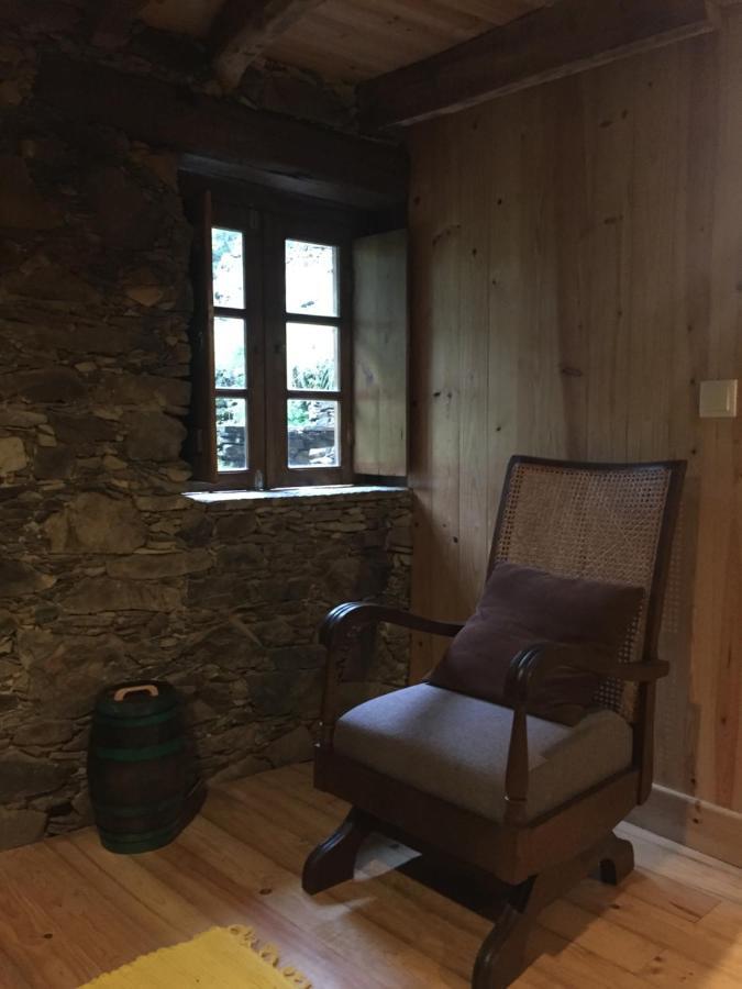 דירות לאוסה Casa De Baixo מראה חיצוני תמונה